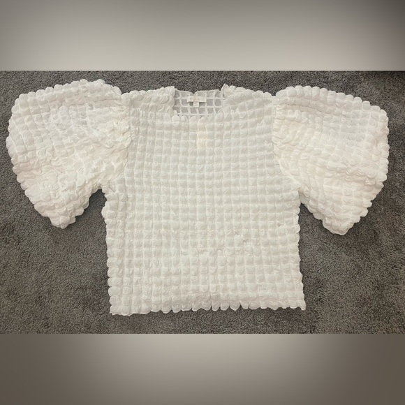 Anthropologie Tops - Anthropologie White Textured Puff Sleeve Blouse